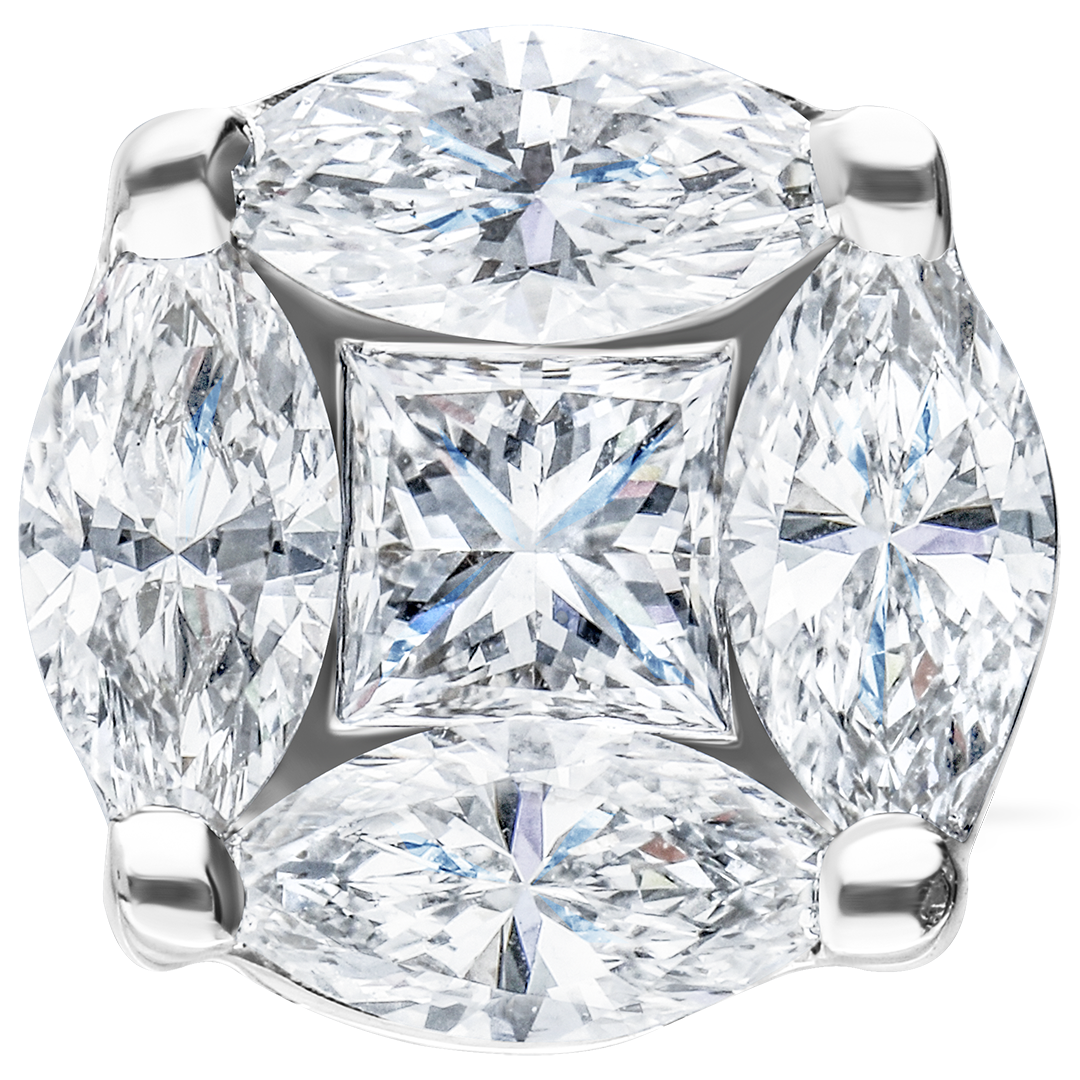 SERANA STUDS EARRINGS