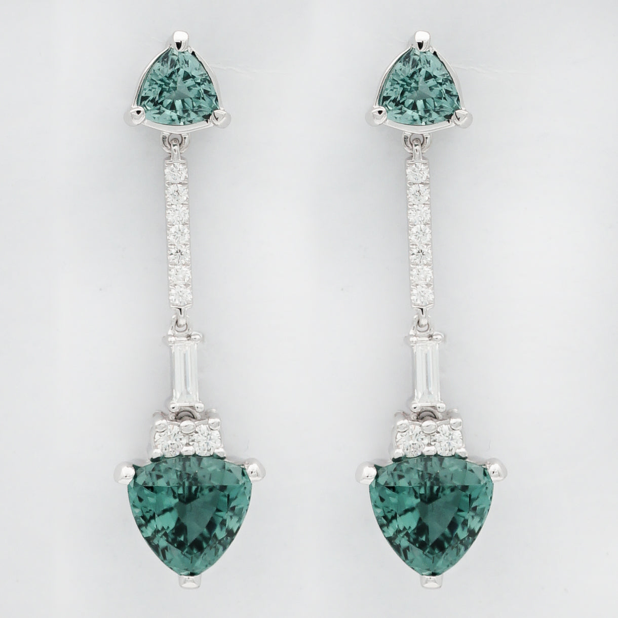 TIANA GEMSTONE EARRINGS - GREEN