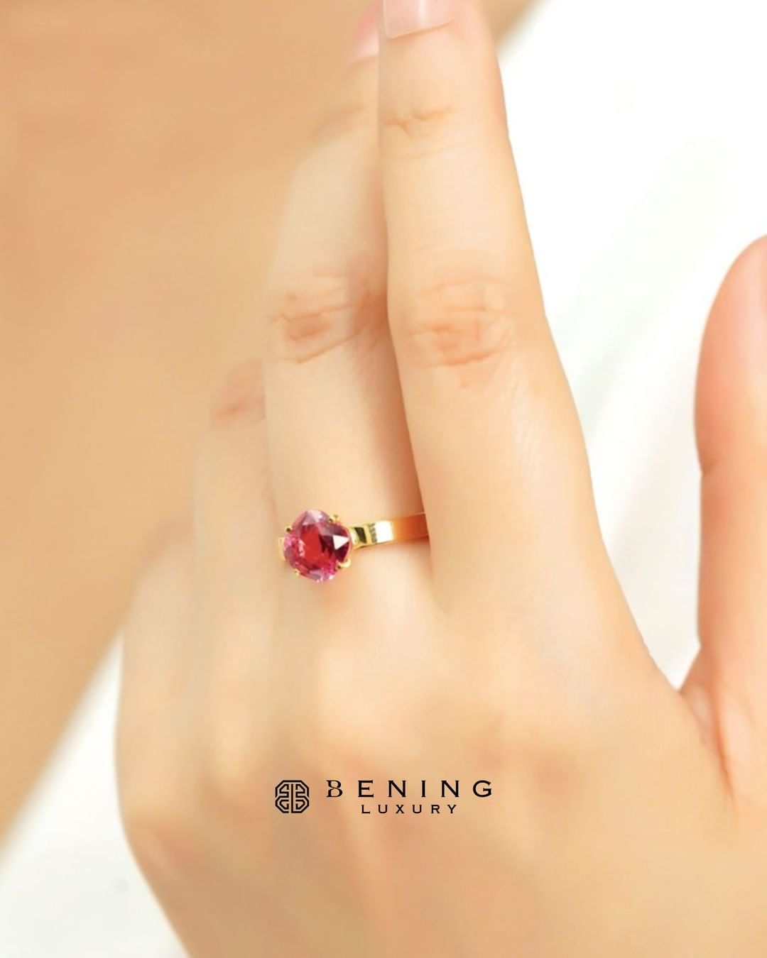 MINERVA HOT PINK SPINEL CUSHION RING