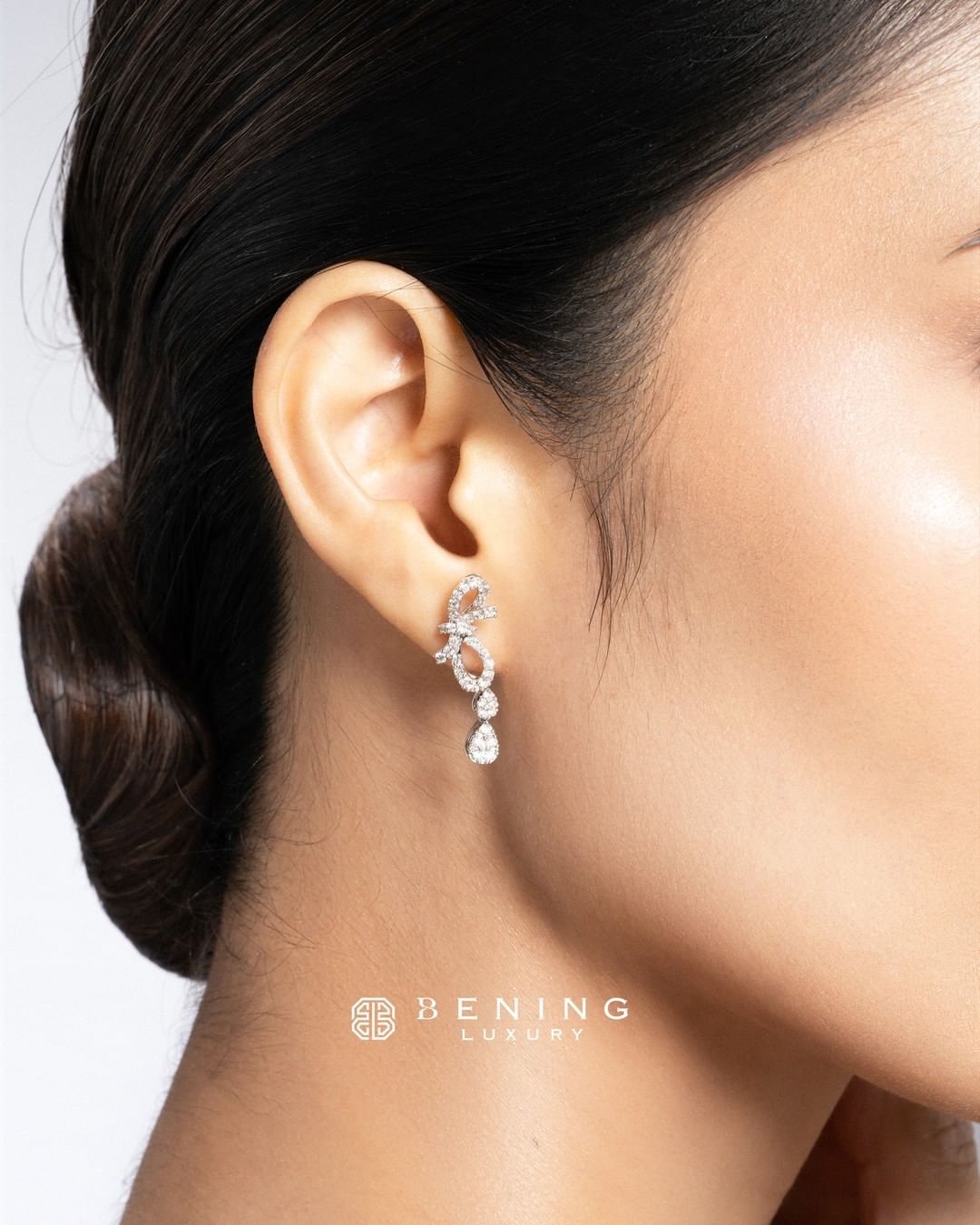 GINEVRA EARRINGS IN WHITE GOLD