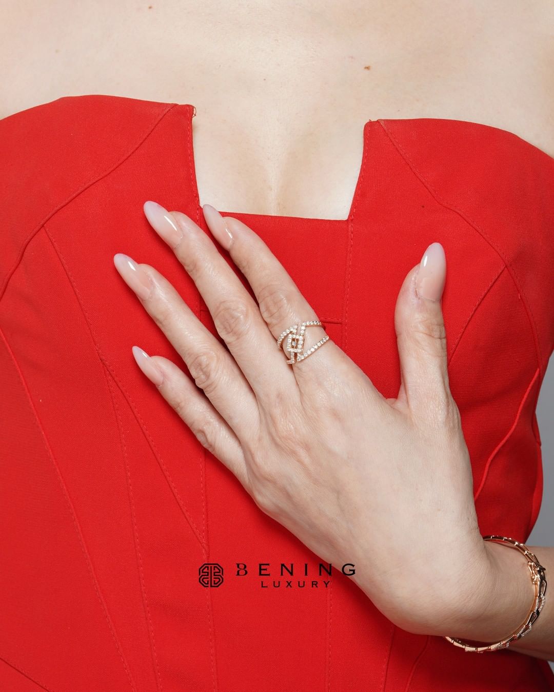 HERA RING